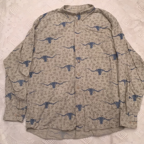Barn Fly Other - Bar fly longhorn collared button down shirt